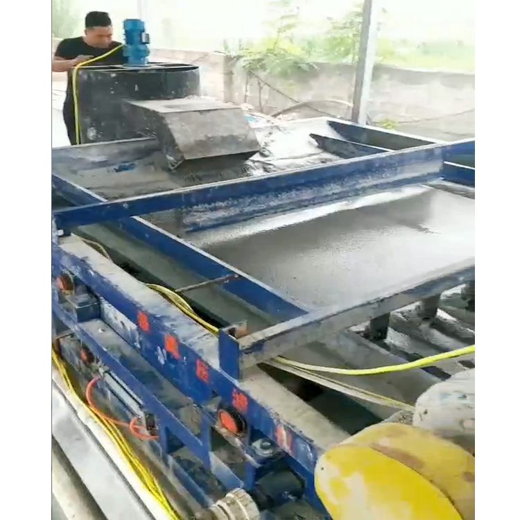 河北保定帶式(shi)壓濾機汚泥處理(li)