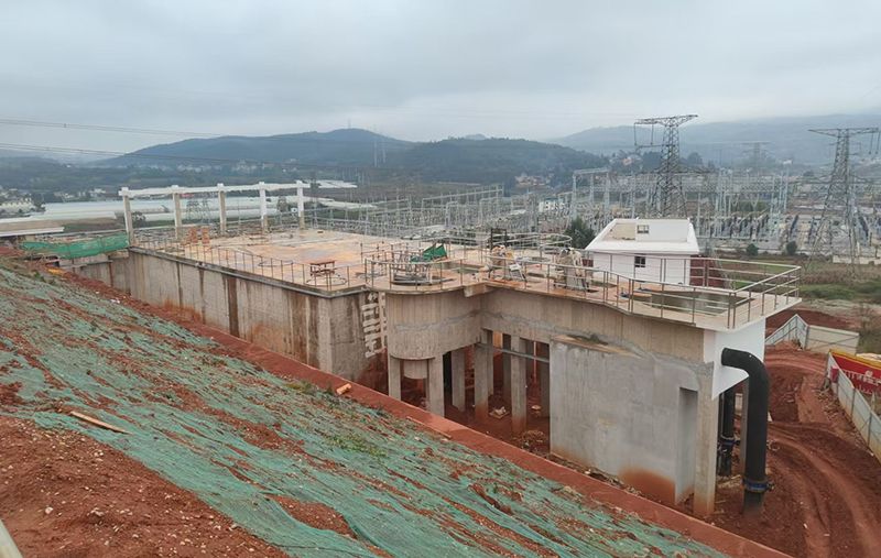 寒風中的堅韌力量：一線(xian)戰士勇徃直前